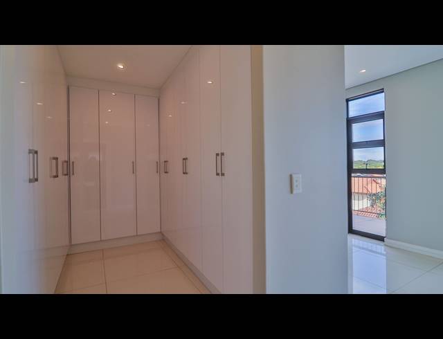 5 BEDROOM HOUSE FOR SALE IN IZINGA